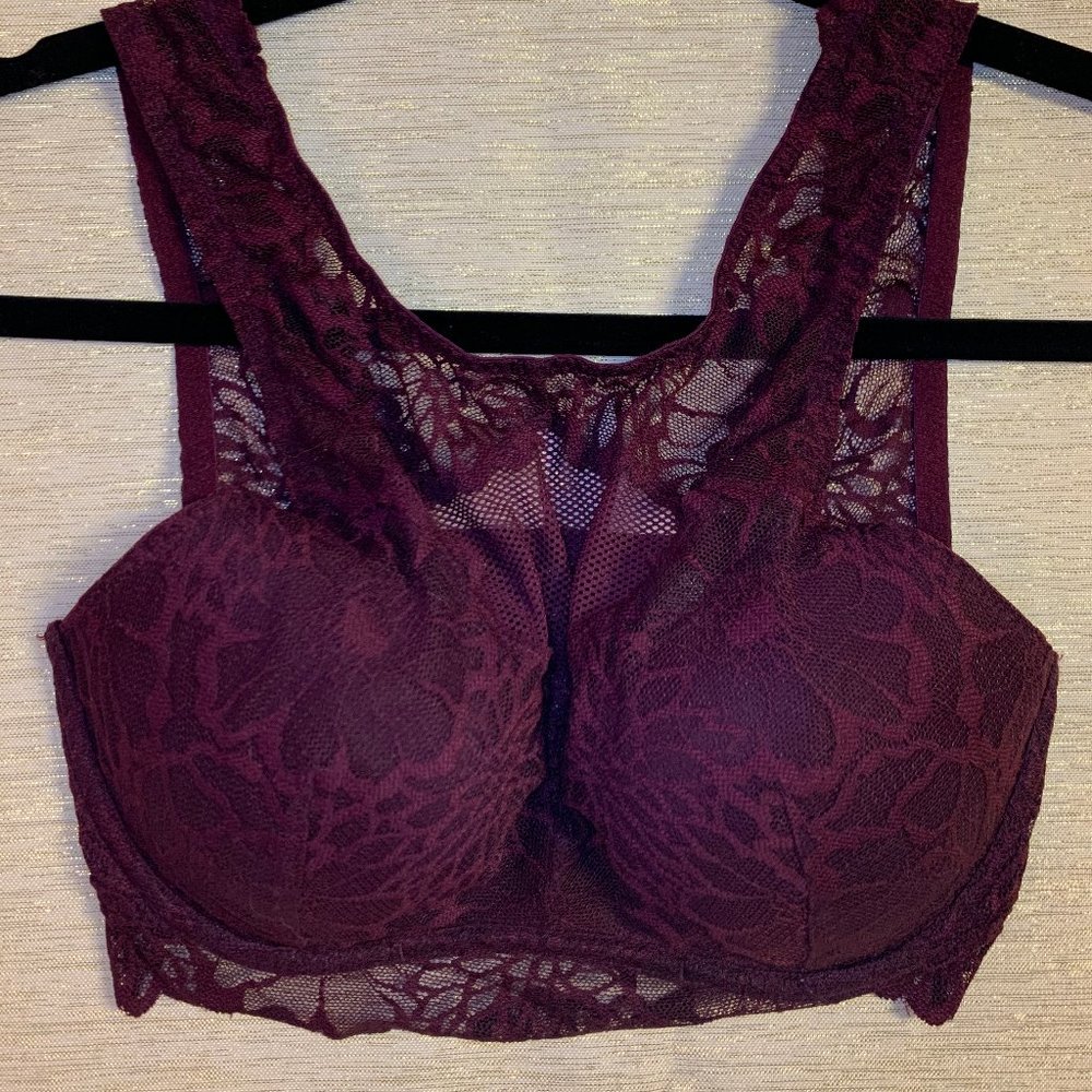 VS PINK Maroon Lace Halter Bralette Sz Small NWOT